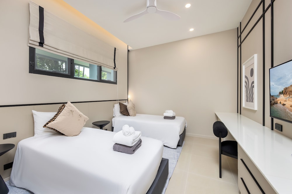 Onyx Villas by TropicLook