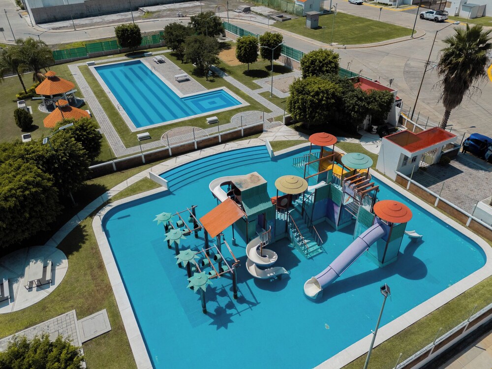 FFamily House & Water Park Tlayecac 3 BR