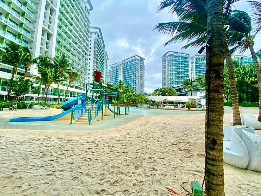 Value Yourself Luxury Beach Near Airport