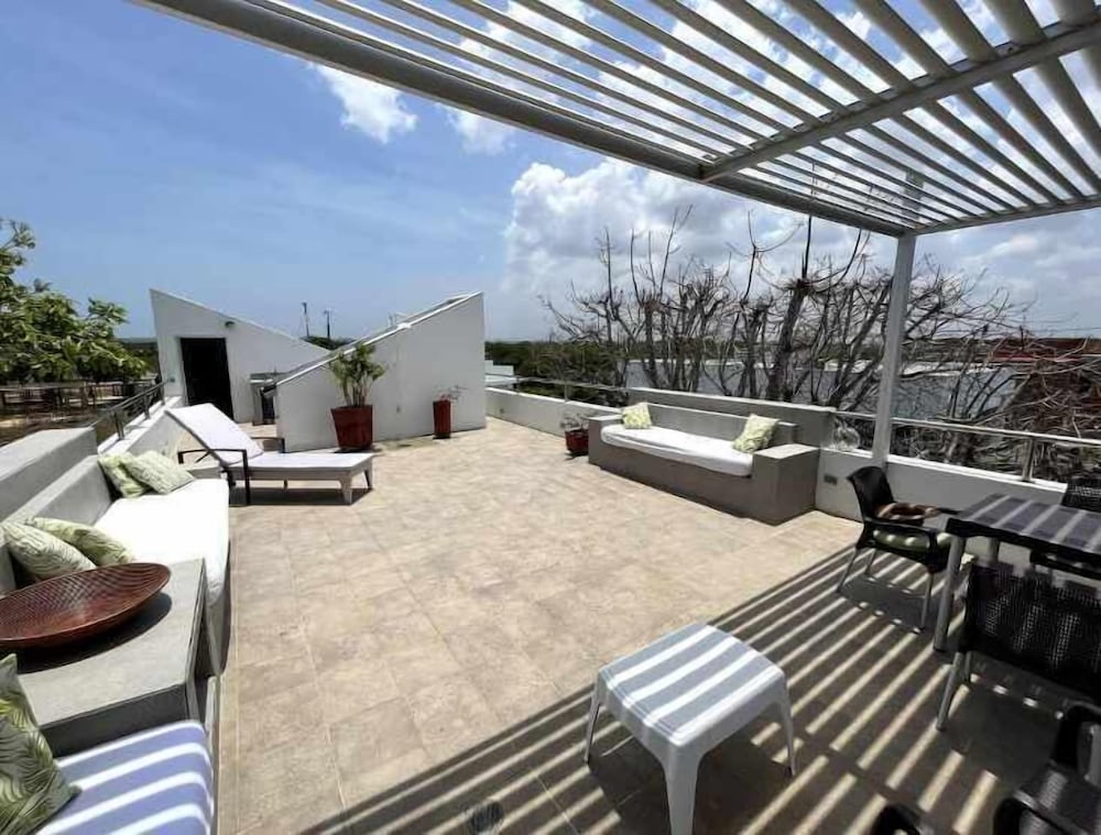 NOK Luxury 4BR Pool Villa in Manzanillo Cartagena