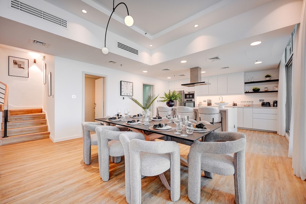 Elegant 4BR - Perfect Stay for Families in Marina