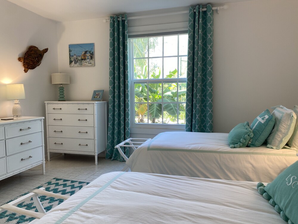 Eleuthera Vacations - Treasured 2 Bedroom Condo - Property Image 3