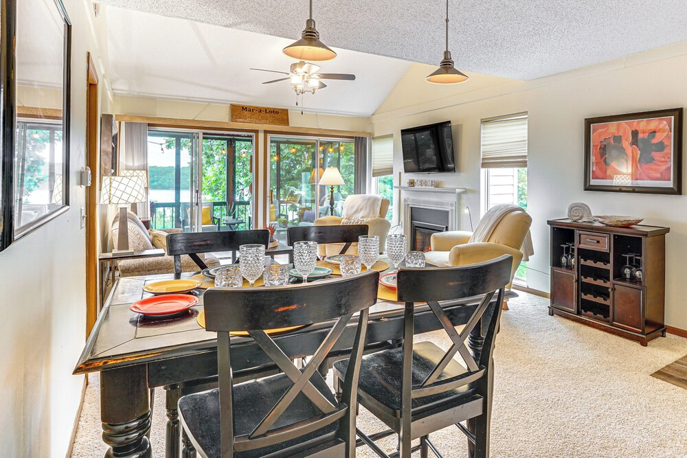 Pet-friendly Condo w/ Pool Access in Osage Beach
