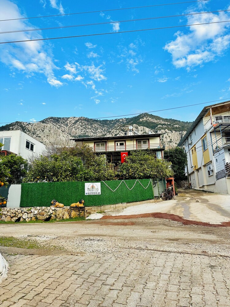 Gelidonya Pansiyon