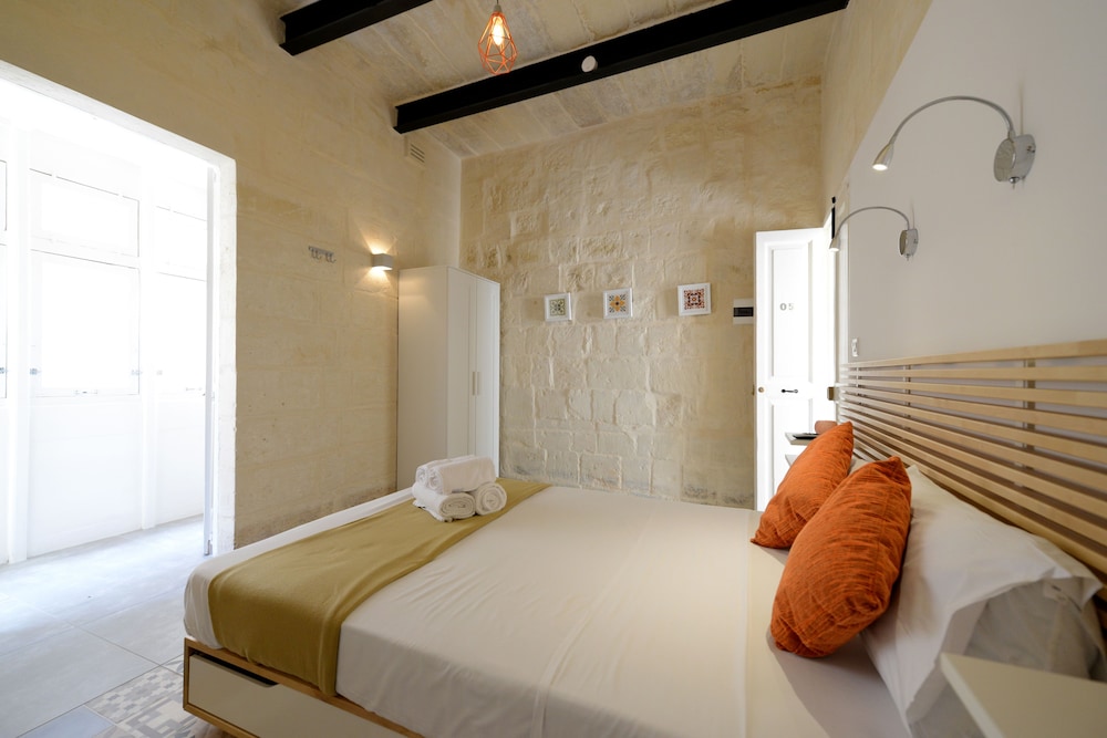 VBL Hostel – Adults only