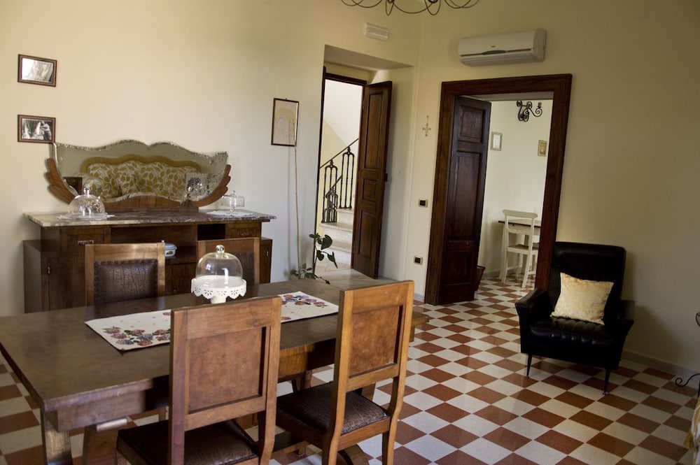 Villa Vincenza Country House