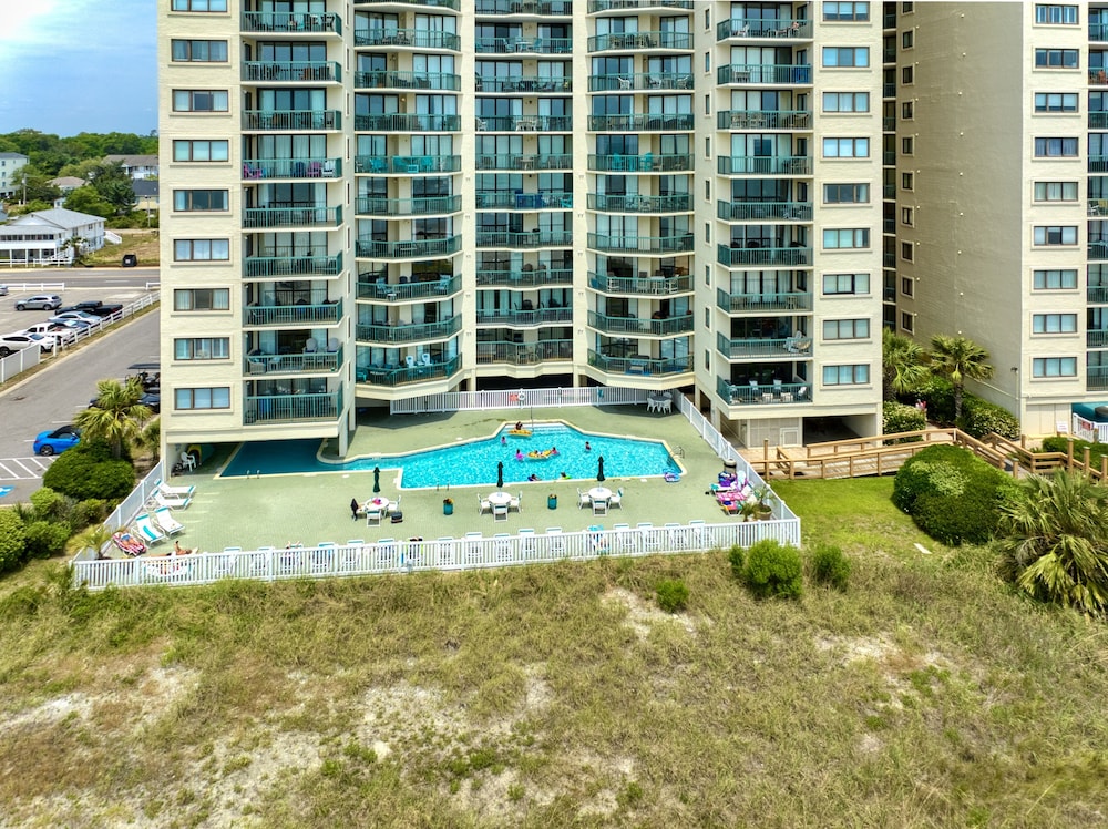 Ocean Bay Club 909 by RedAwning