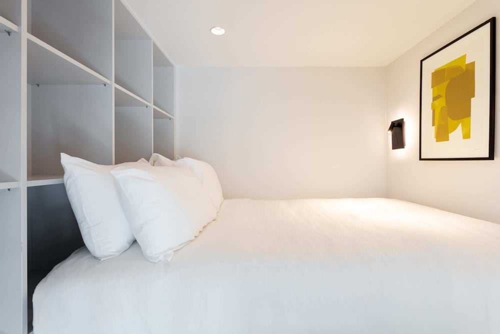 Coleherne Road Residence VI