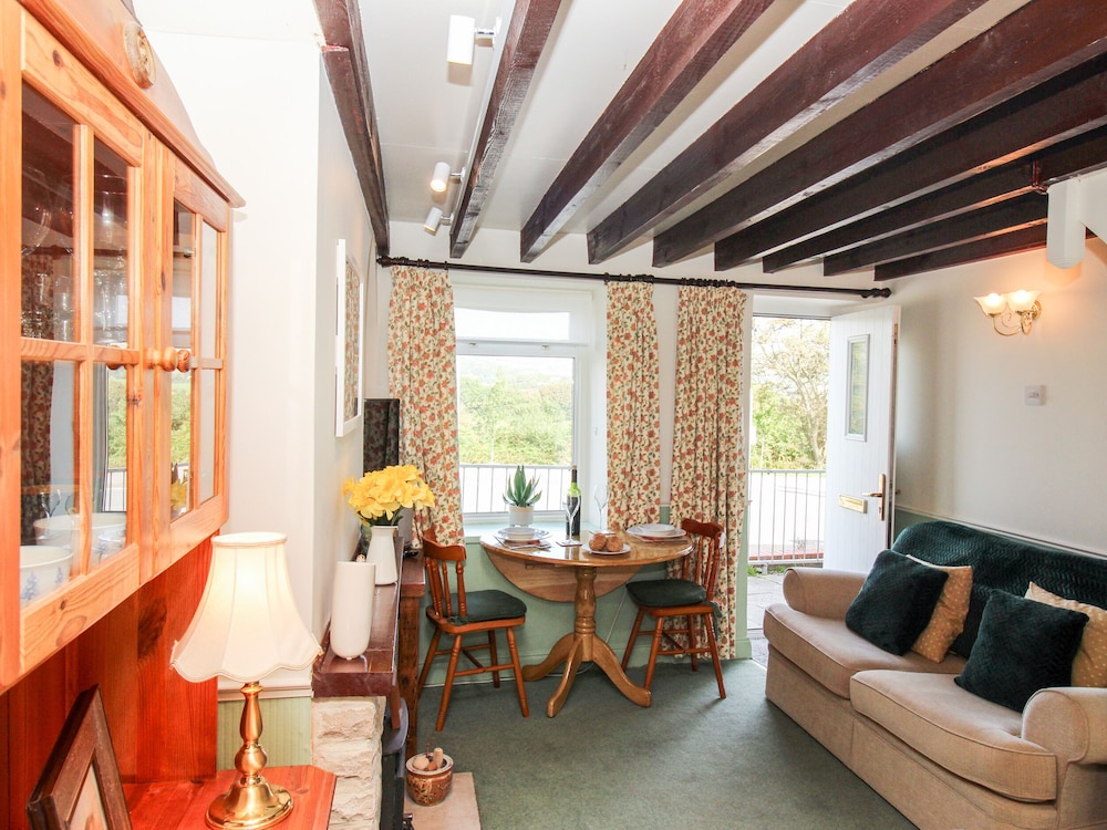 Jasmine Cottage