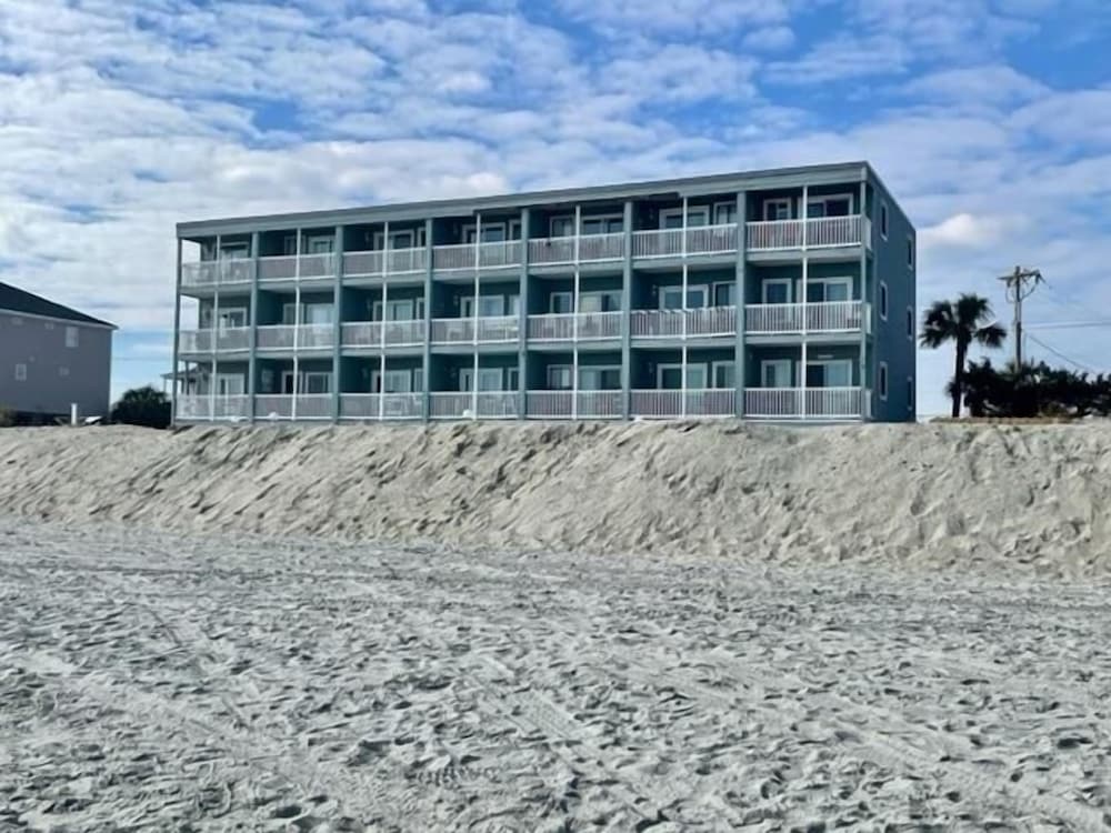 Duneside Iii 206 1 Bedroom Condo by RedAwning