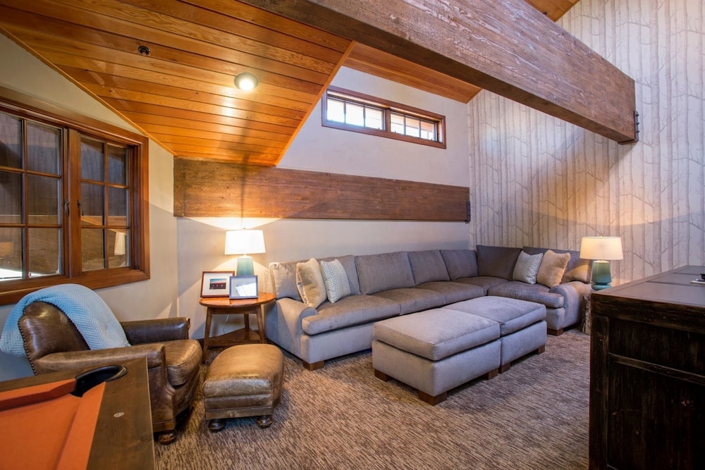 Stag Lodge at Deer Valley Resort - Four Bedroom Residence with Spa #33 4 Condo