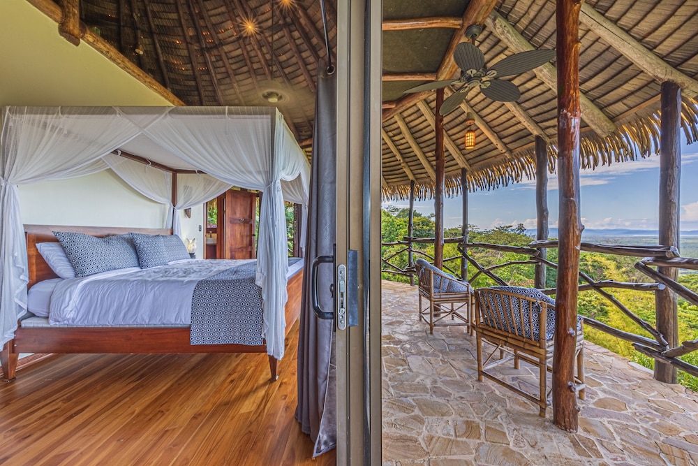 Authentic Jungle Ocean Escape by Pura Villas