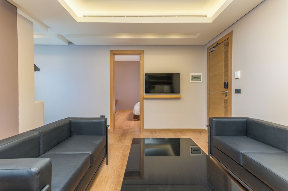 Jounieh Living - Residences by Local Host