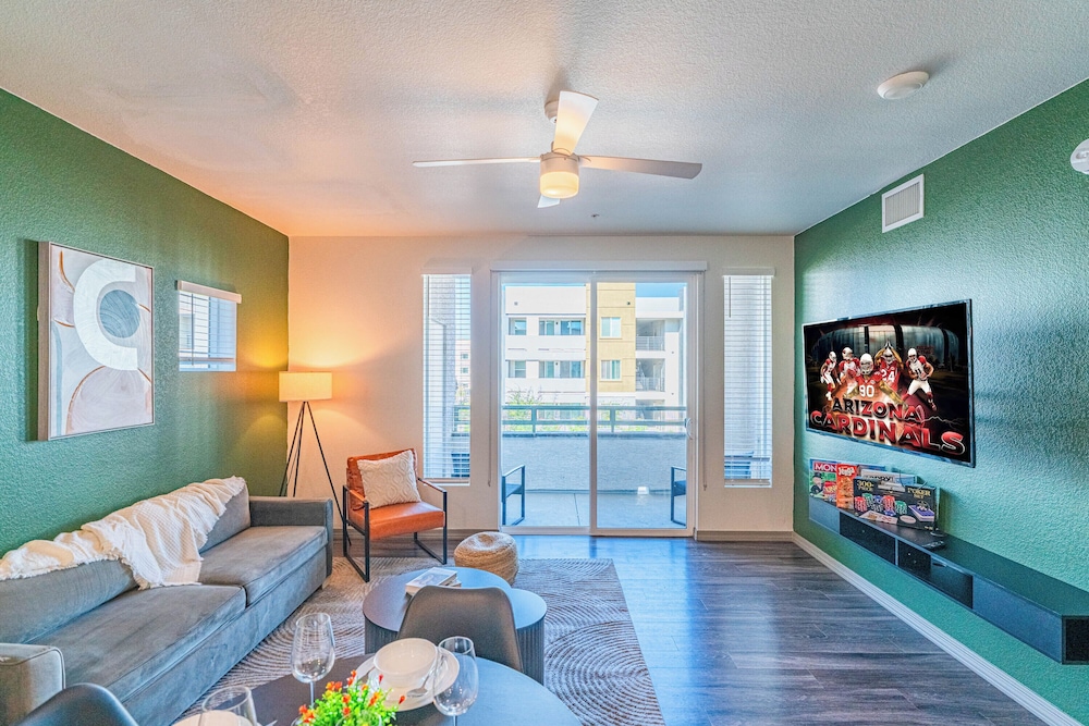 ROVE LIVING/KL - Cardinal 95