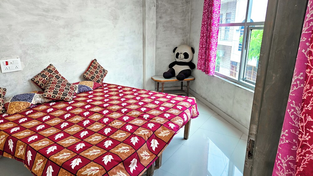 Arya Sadan Homestay