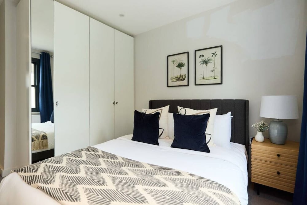 The Fulham Classic - Spacious 4bdr House With Balcony and Garden