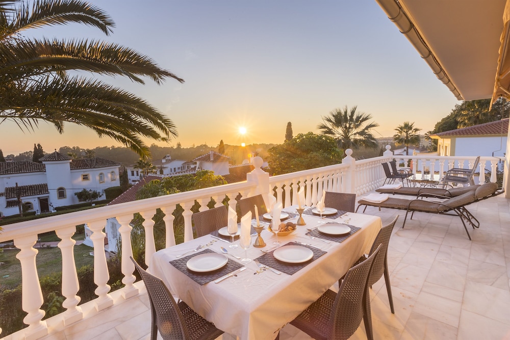 Villa Near Beach In Marbella - Image 4