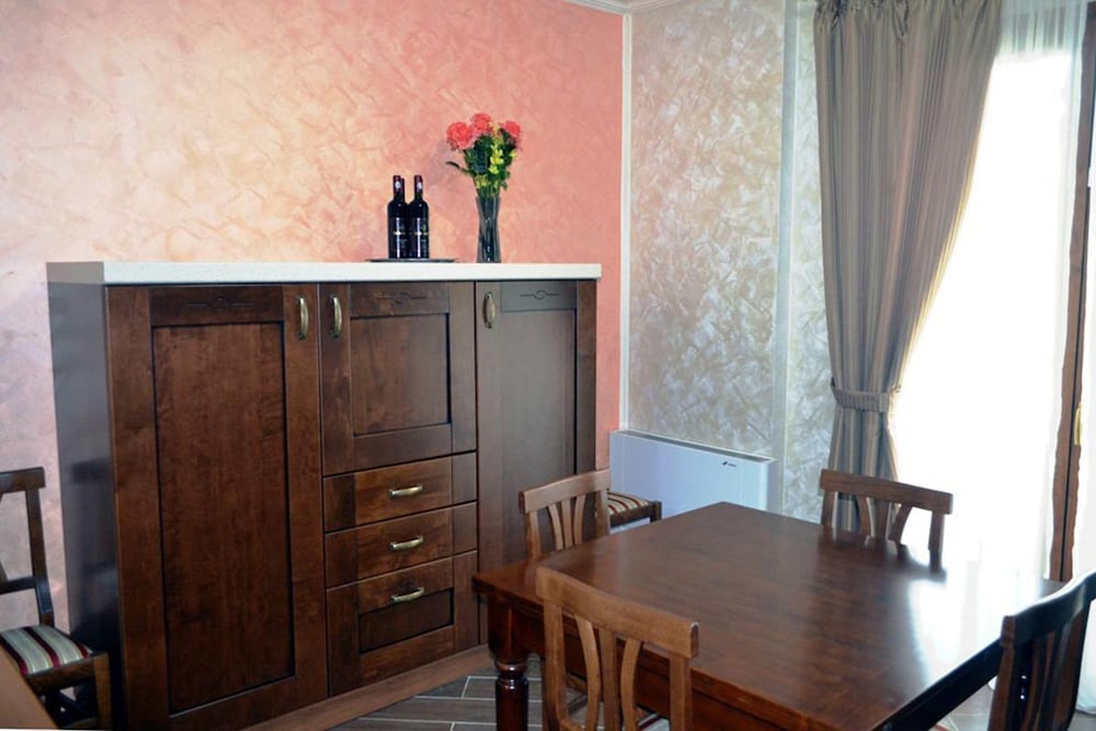 Aparthotel Luxury Ovidiu Mamaia