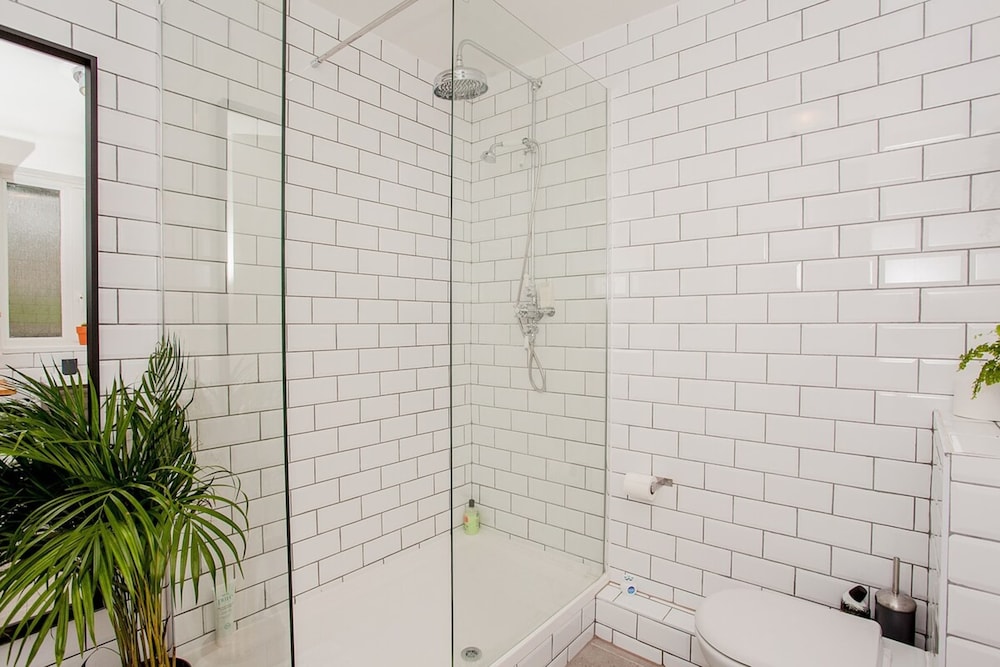 Modern Central 1 Bed in Clerkenwell - sleeps 4