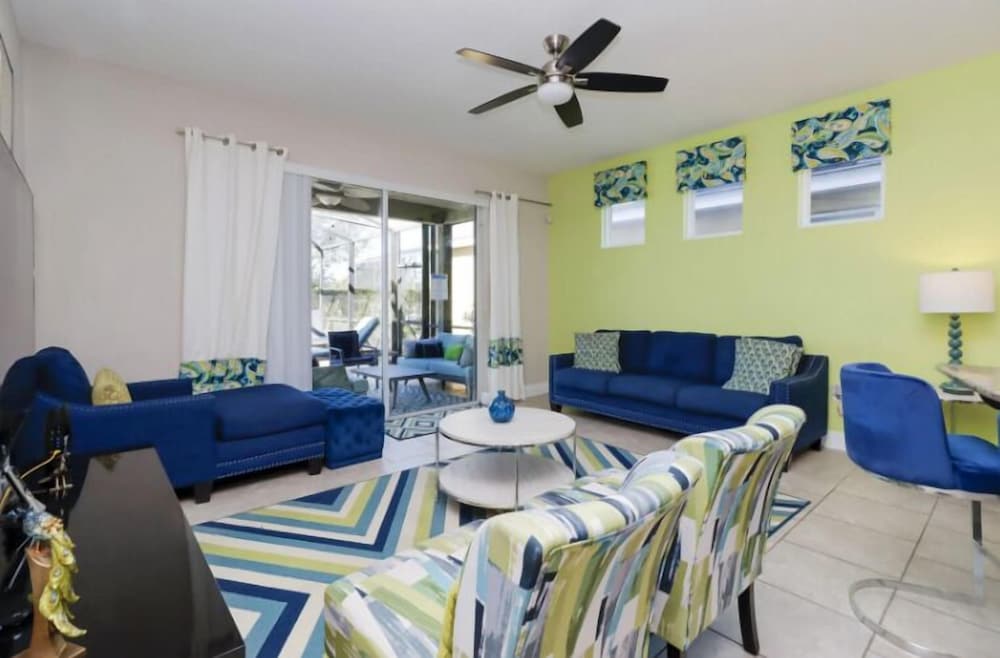 Resort-Style Retreat At Solterra W/ Pool & Lazy River