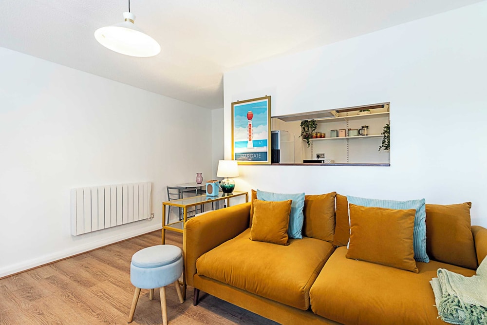 Charming One Bedroom Flat in Rotherhithe