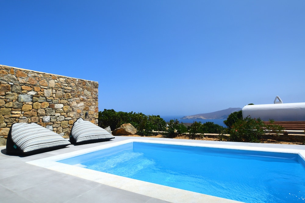 Sea Breeze Panormos