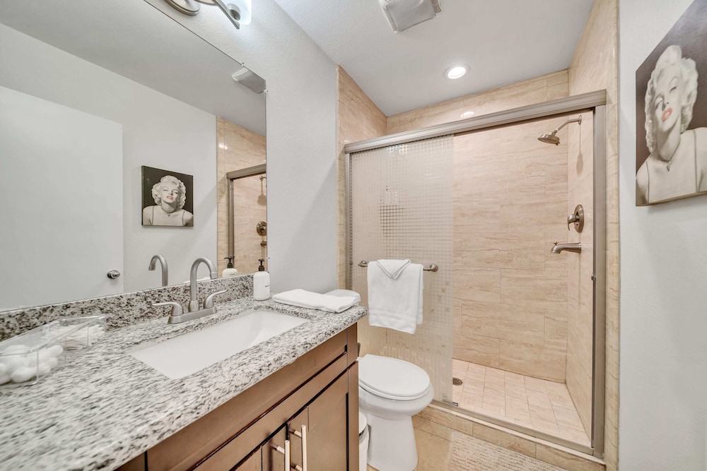 @marbella Lane - 4BR Lavish Castle Retreat