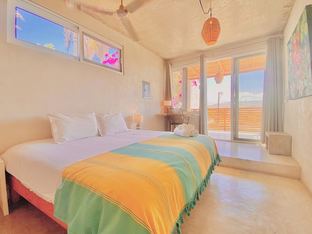 Perro Surfero Hotel Boutique - Todos Santos, BCS