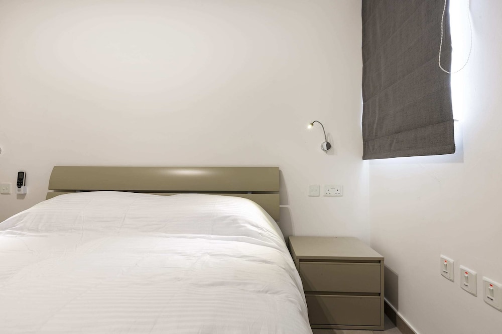 Gzira Suite 13 view 2