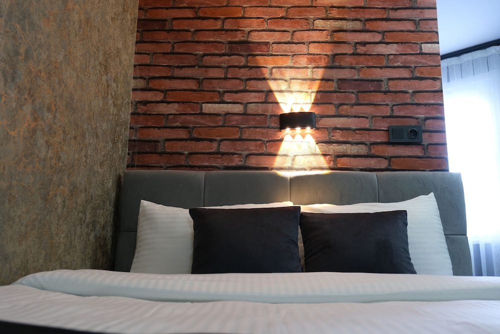 Nomad Hub Istanbul Suit