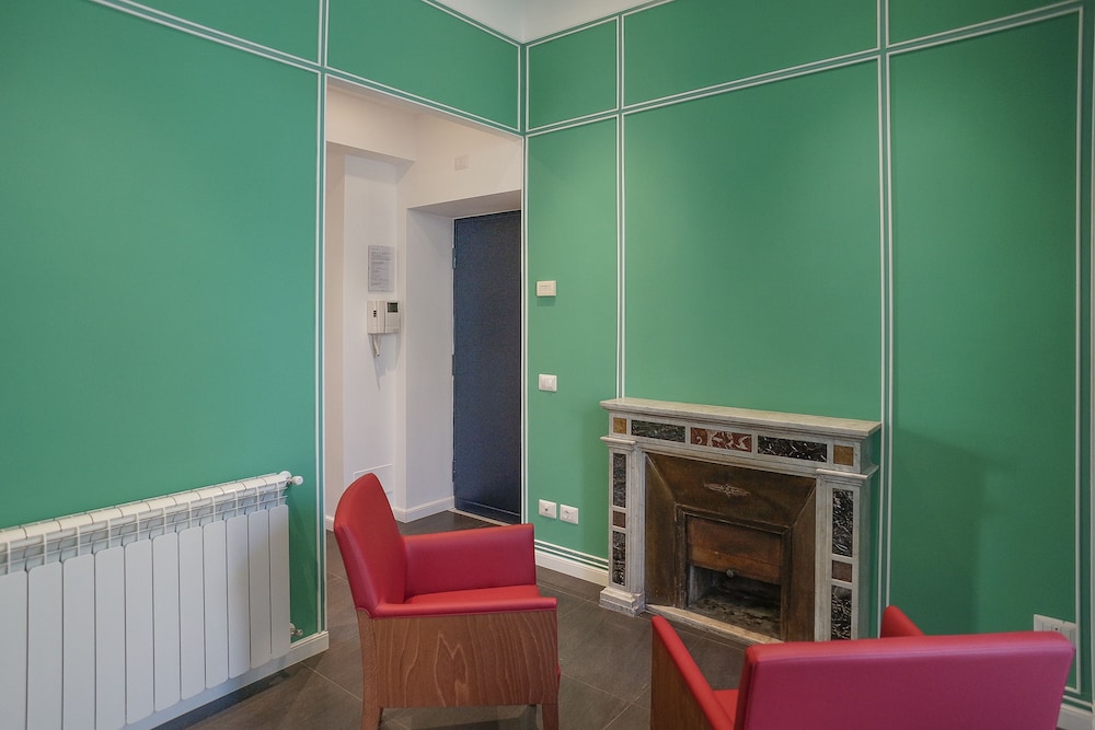 Les Diamants Spanish Steps Suite