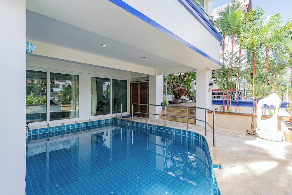 Luxurious 5-bedroom Pool Villa in Heart of Patong, Phuket