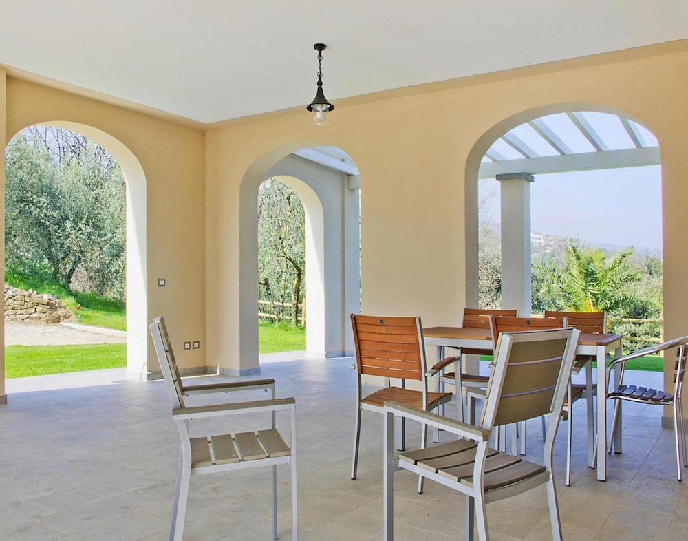 Alluring Apartment in Lamporecchio