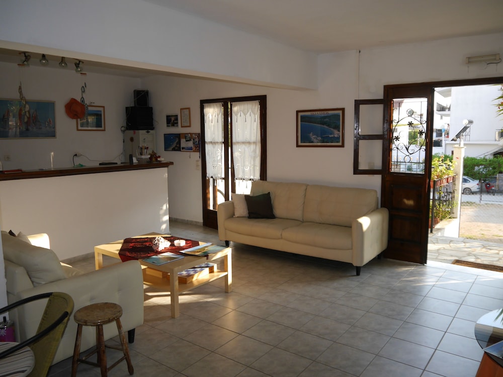 Mimoza Studios