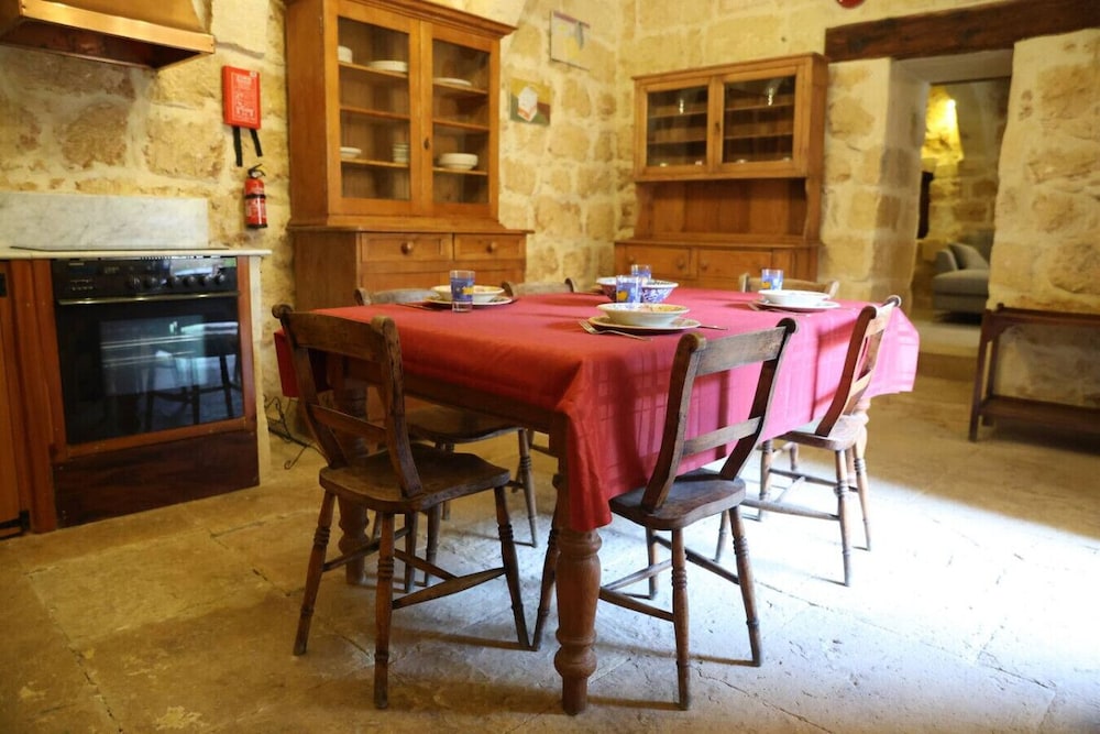 Rustic Xag ra Farmhouse With Pool Garden BBQ