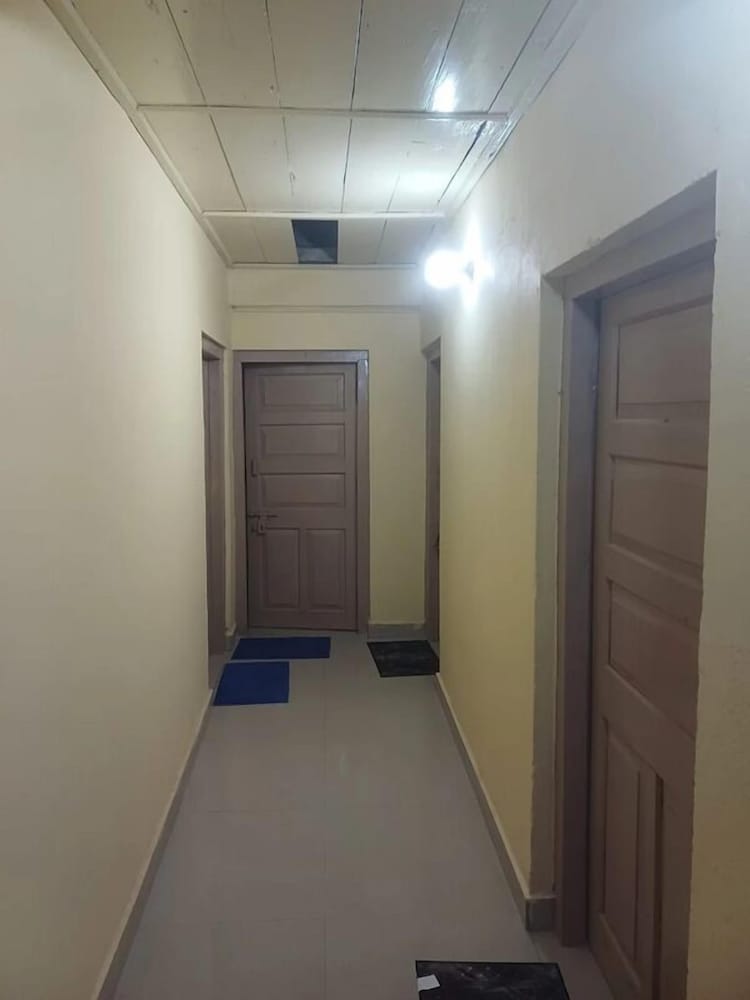 Hotel Ganga shree