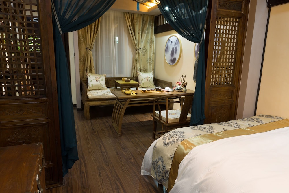 FTYS Hostel