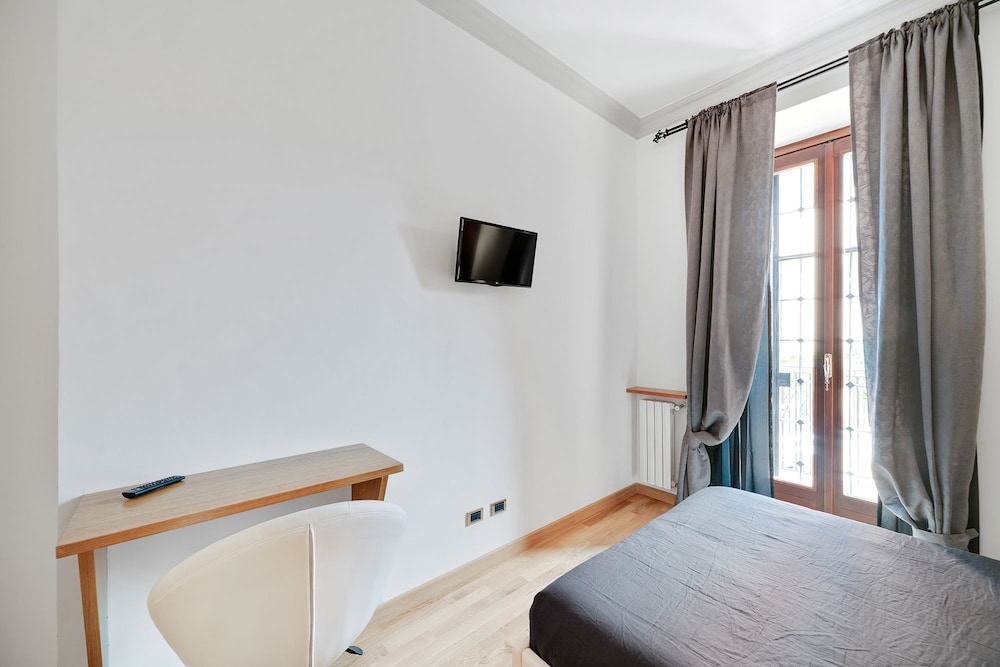 Peroni Apartment