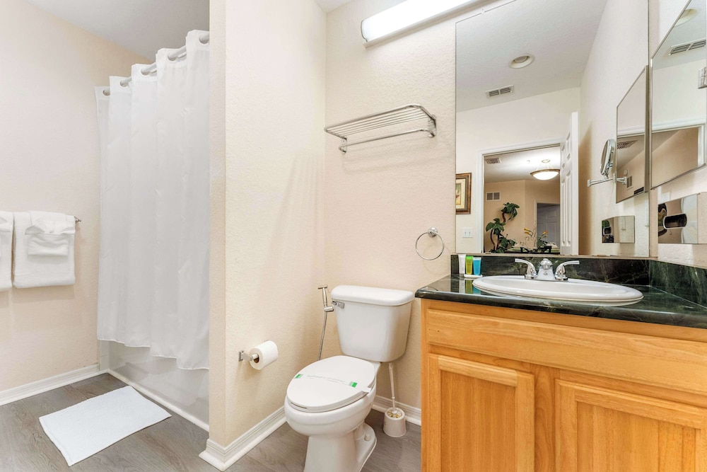 Caribe Cove Breeze Sleeps 6