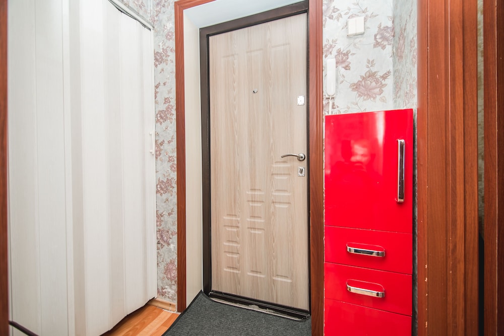 Apartment on Pologaya St. 53A view 3