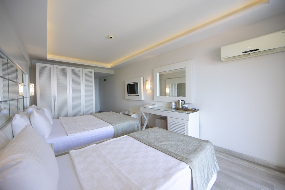Mavi Deniz Otel - All Inclusive