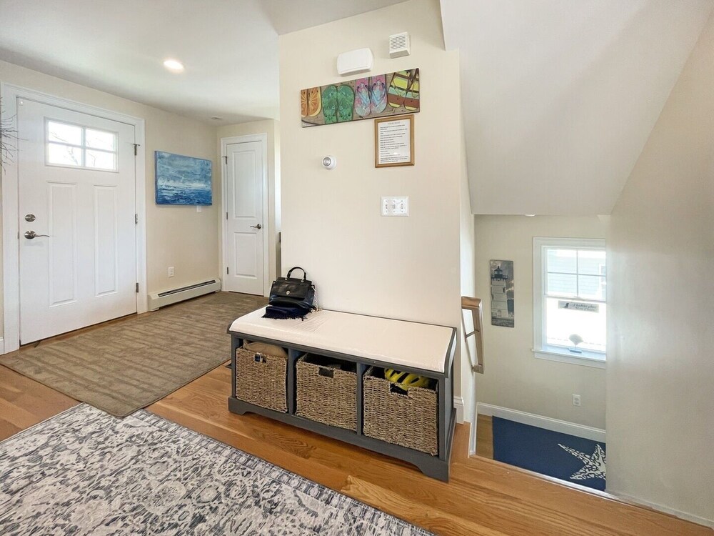 Sunnyside - Home With Ocean View 100 Yards To Moody Beach 5 Bedroom Home by RedAwning - Property Image 15
