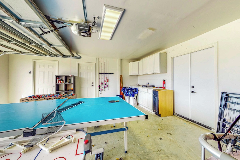 Lake Tawakoni Thrills - Cozy Home!