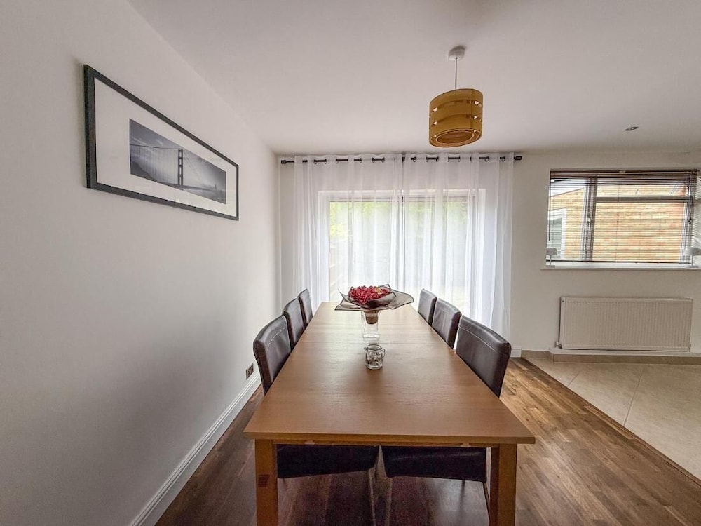 Bassetts House - Mins to Central London
