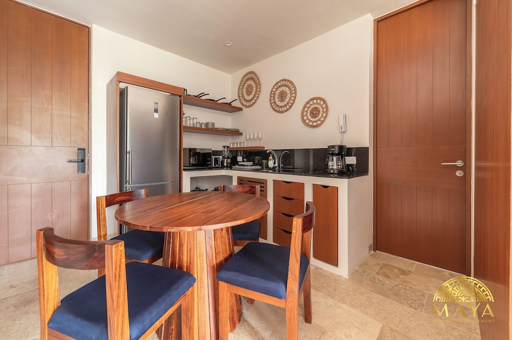 NHOA 205B 1BR Condo Pool View Aldea Zama