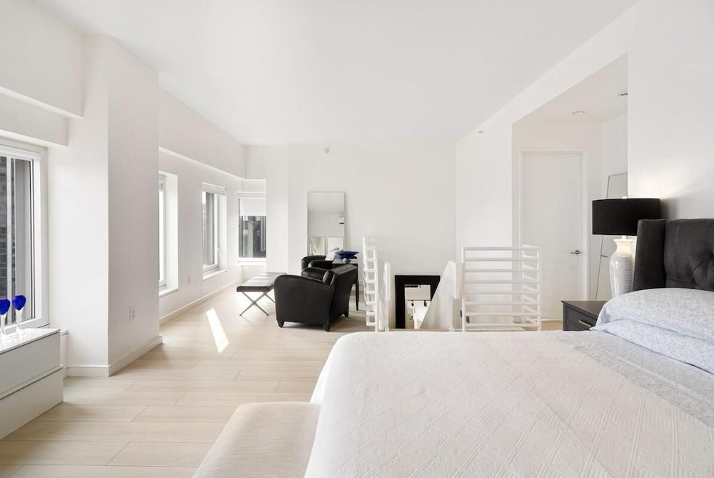 5 Bedroom Luxury Apartment - Grand Opening Promotion - 3