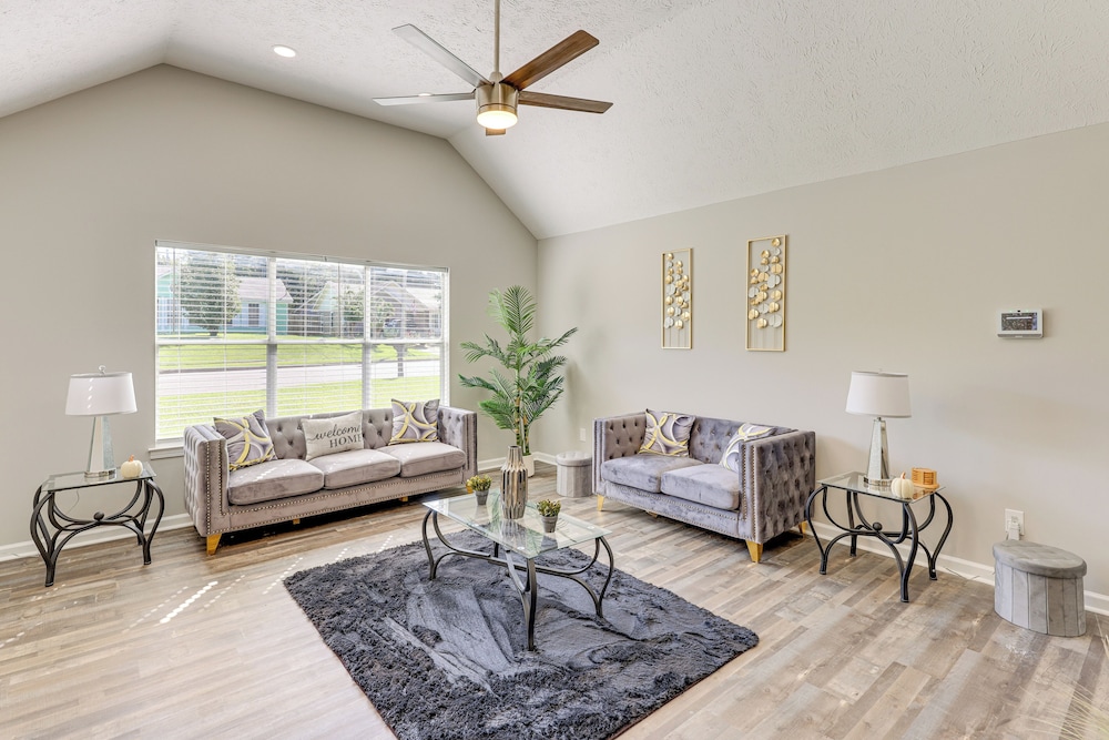 Centrally Located Prattville Home: 2 Mi to Dwtn