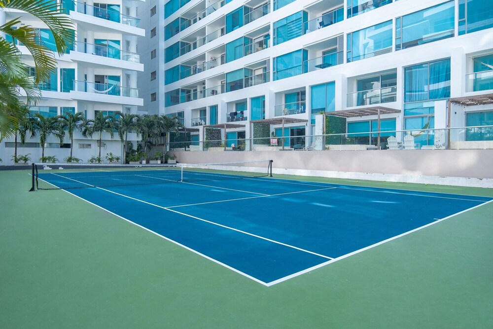 w Comfy 2BR w Ocean View and Pool in CTG