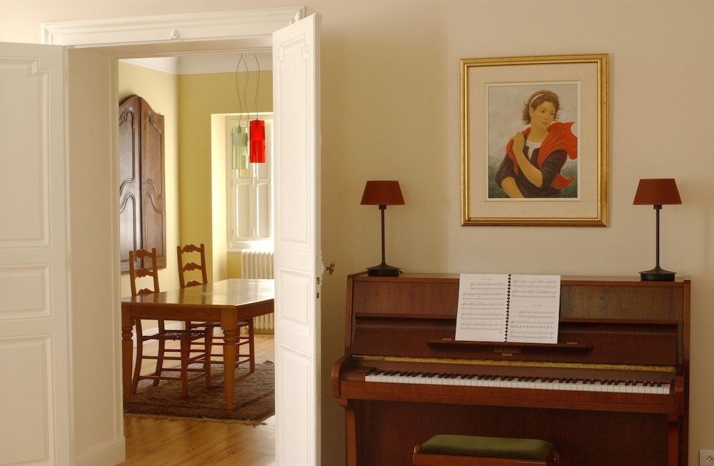 Clos Mirabel Manor B&B