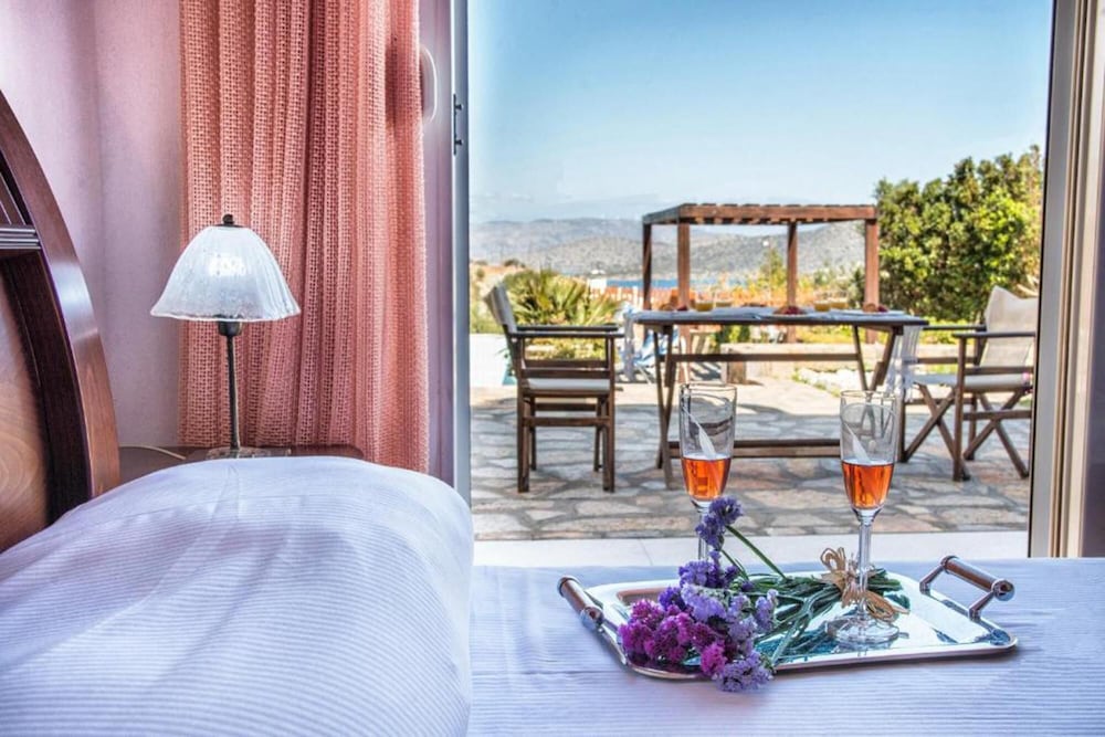 Villa Glan Y Mor in Agios Nikolaos